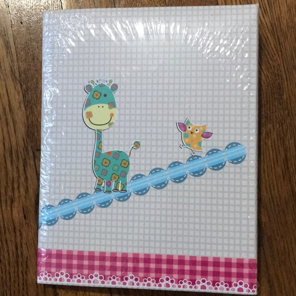 NWT Sealed newborn Photo album 100 photos 4” x6” - Picture 2 of 2